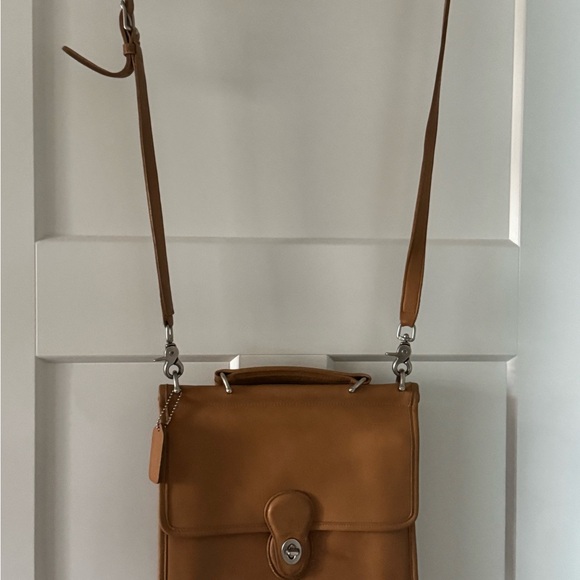 Vintage Coach Leather Shoulder Bag - Picture 2 of 6